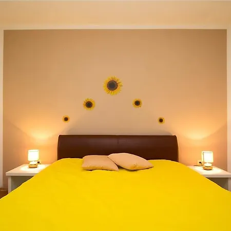 Matelici Apartment *