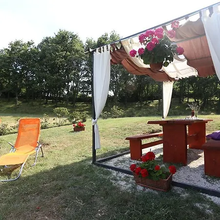 Matelici Apartman *